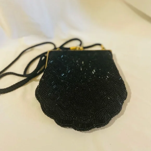 Vintage Art Deco Beaded Seashell Clutch 80s/90s - Picture 1 of 7